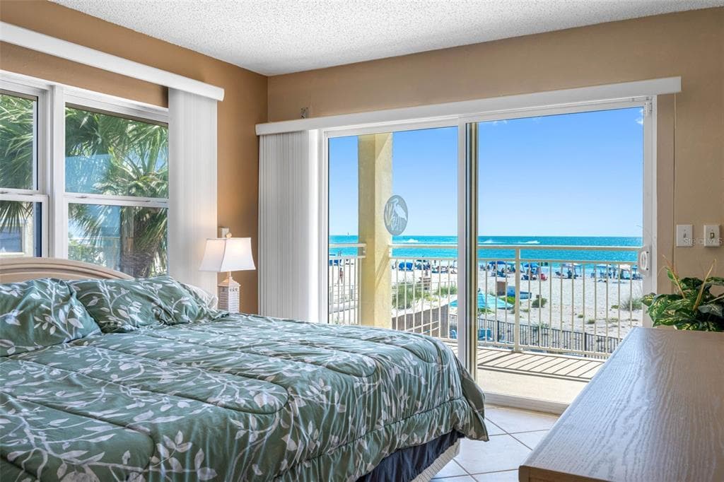 13000 GULF BOULEVARD UNIT 109 MADEIRA BEACH, FL 33708