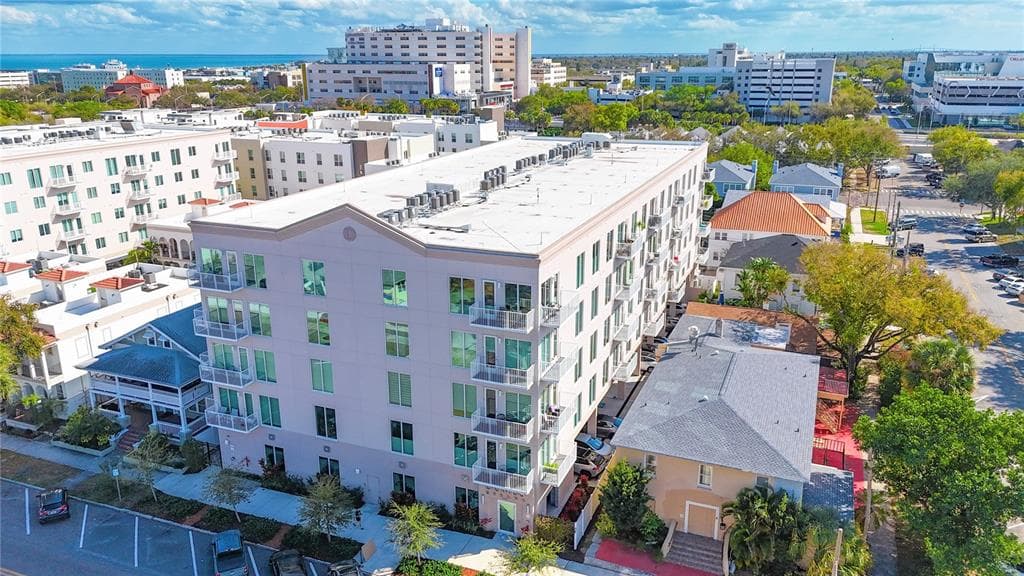 644 3RD AVENUE S UNIT 303 ST PETERSBURG, FL 33701
