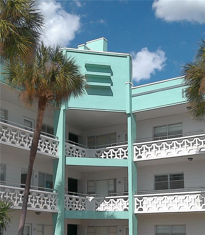 2456 ECUADORIAN WAY UNIT 38 CLEARWATER, FL 33763