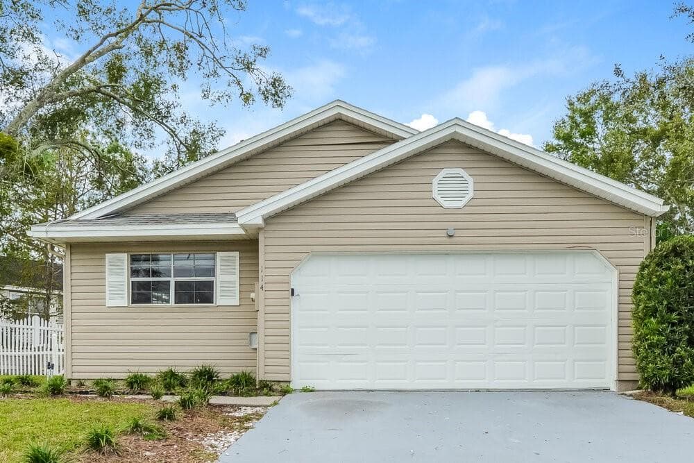 114 MEADOW BOULEVARD SANFORD, FL 32771