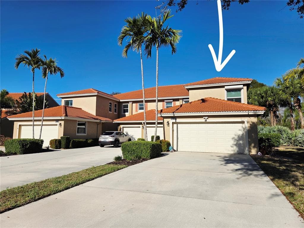 6775 HUNTINGTON LAKES CIRCLE UNIT 202 NAPLES, FL 34119