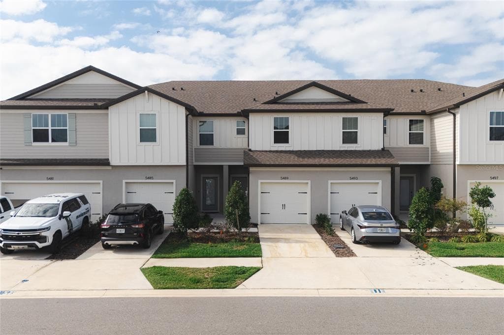 5489 ELMVIEW CROSSING