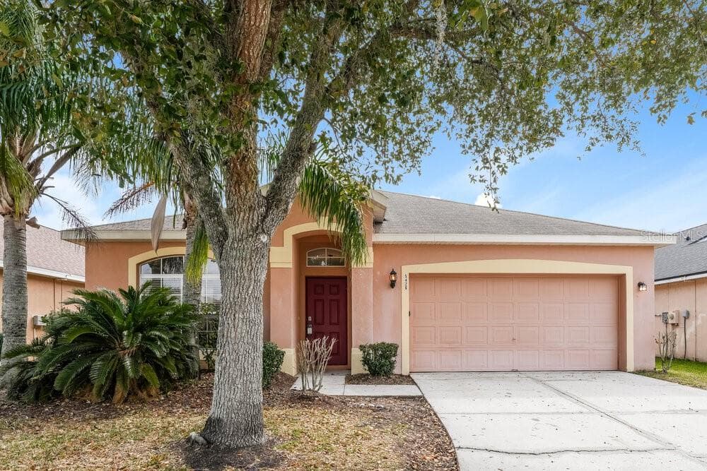 5426 PASSING PINE LANE ZEPHYRHILLS, FL 33541