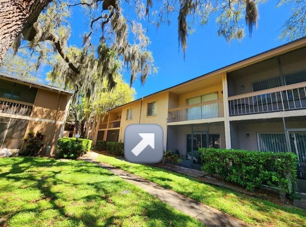 7604 ABBEY LANE UNIT 214 TAMPA, FL 33617
