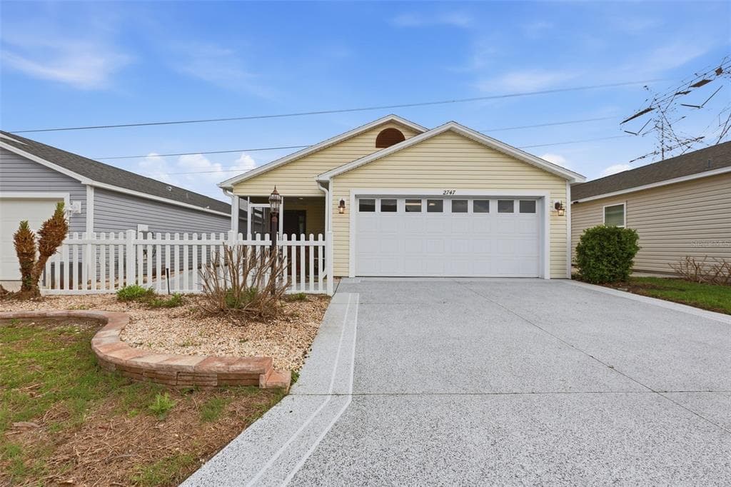 2747 DYSON LOOP THE VILLAGES, FL 32163