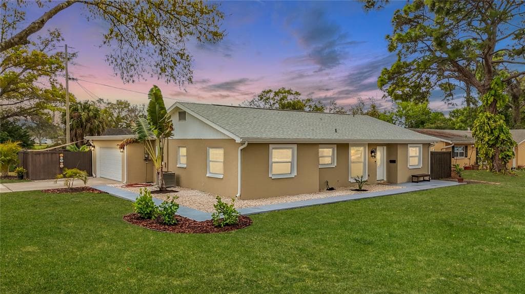 2400 GRANADA CIRCLE W ST PETERSBURG, FL 33712