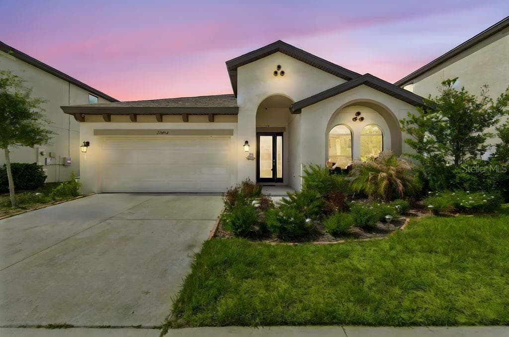 12453 HORSESHOE BEND DRIVE LITHIA, FL 33547