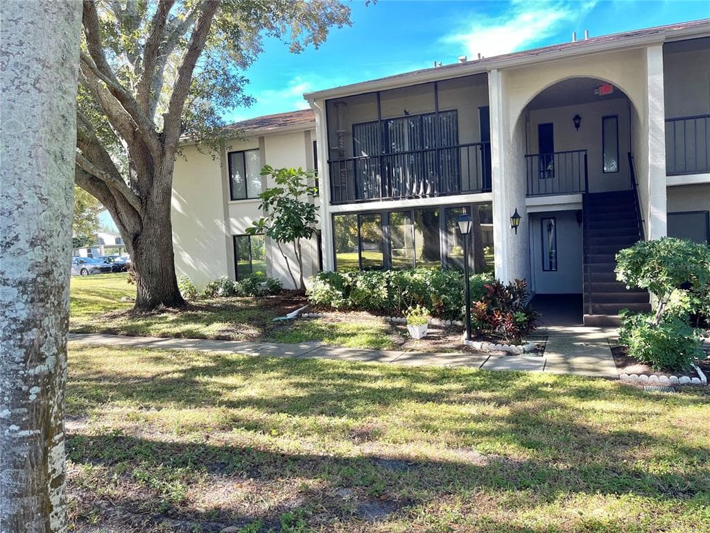 2568 PINE RIDGE WAY S UNIT C1 PALM HARBOR, FL 34684