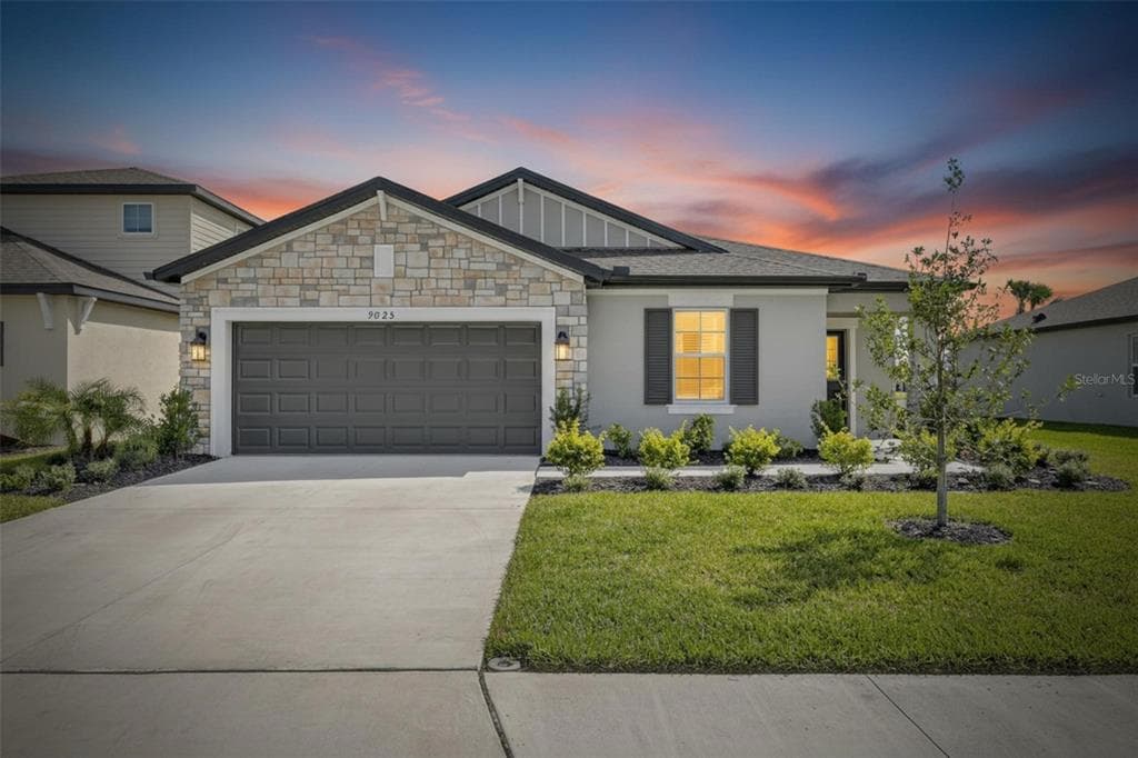 9825 LAST LIGHT GLEN PARRISH, FL 34219