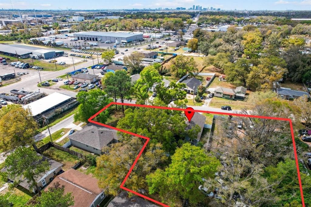 2807 LOCICERO DRIVE TAMPA, FL 33619