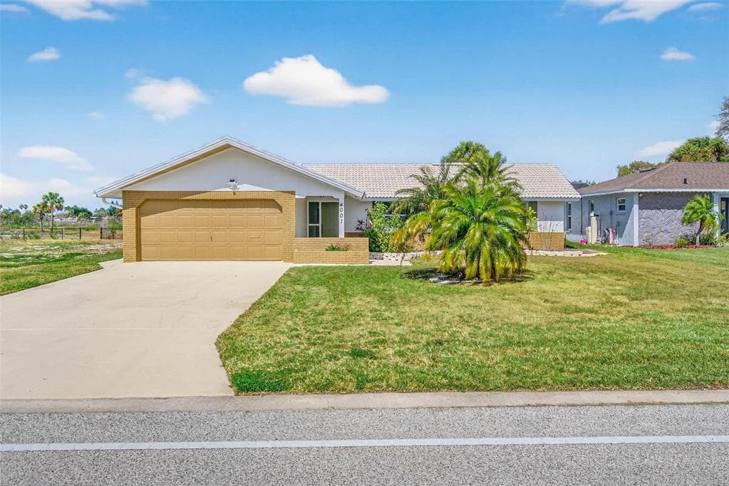 4001 TOPSAIL TRAIL NEW PORT RICHEY, FL 34652