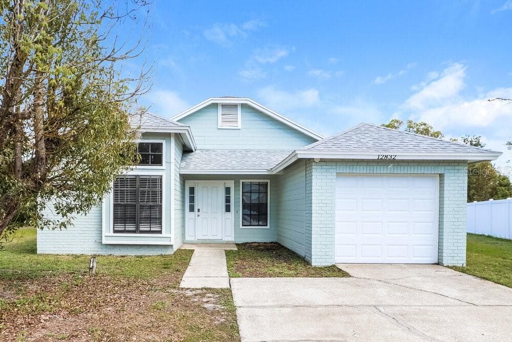 12832 DUNHILL DRIVE TAMPA, FL 33624