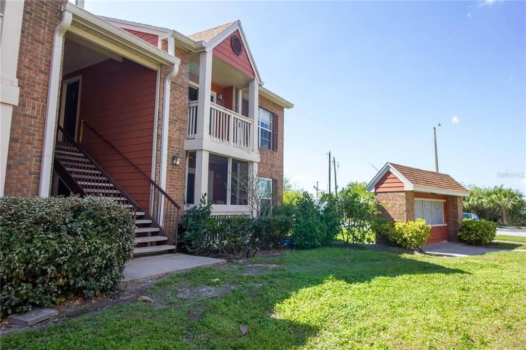 10200 GANDY BOULEVARD N UNIT 402 ST PETERSBURG, FL 33702
