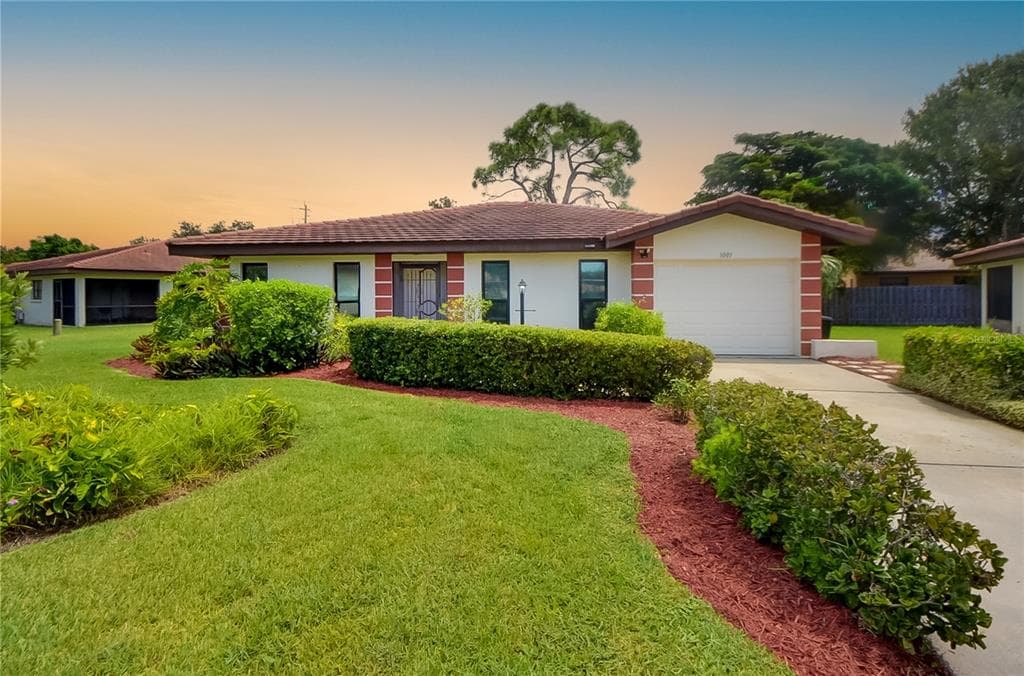 3001 VIVIENDA BOULEVARD BRADENTON, FL 34207