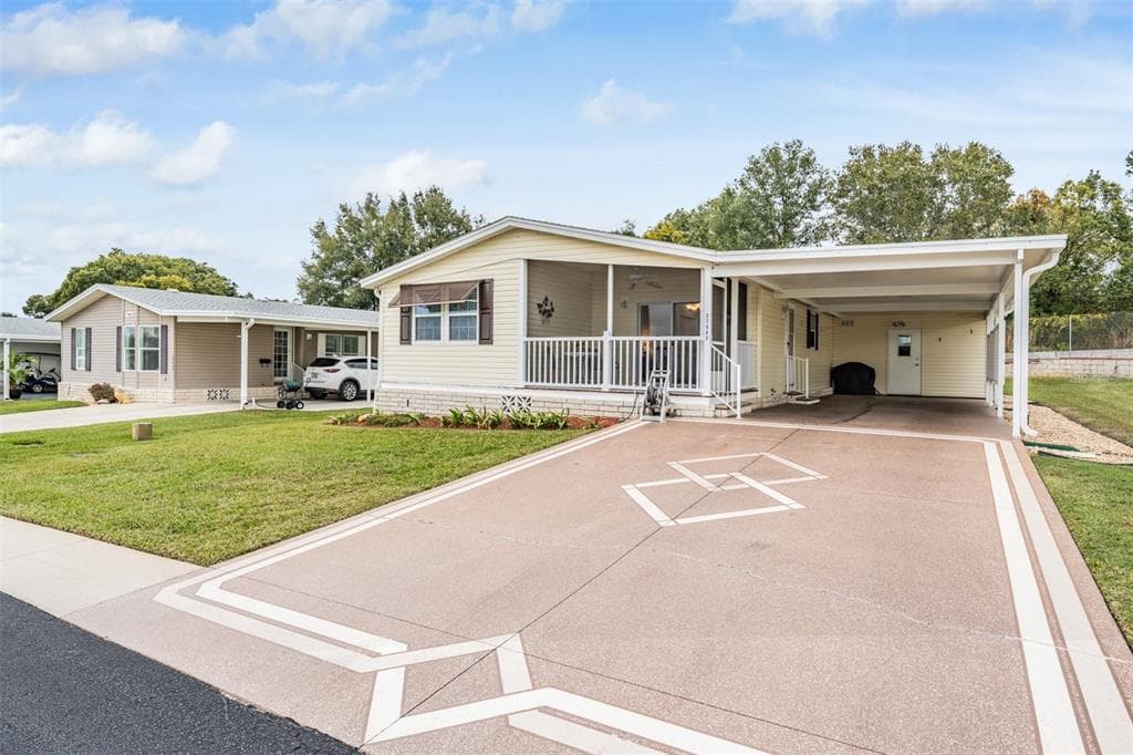 37443 GILL AVENUE ZEPHYRHILLS, FL 33541