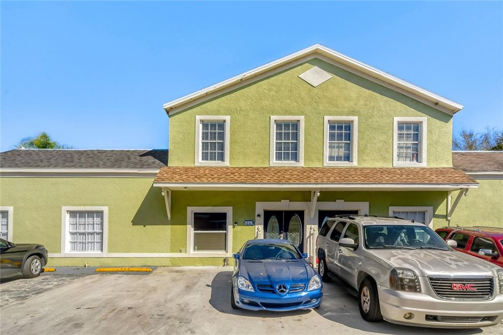1069 UNIVERSAL REST PLACE KISSIMMEE, FL 34744