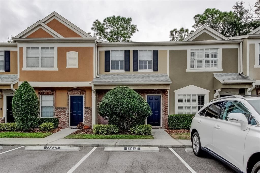 12440 BERKELEY SQUARE DRIVE TAMPA, FL 33626