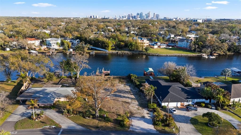 4133 N RIVER VIEW AVENUE TAMPA, FL 33607