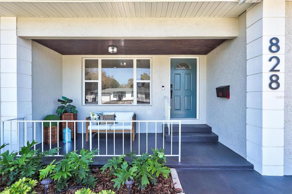 828 50TH AVENUE S ST PETERSBURG, FL 33705