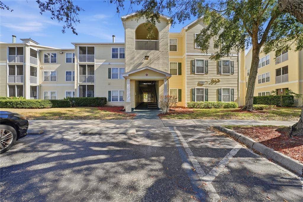 18311 BRIDLE CLUB DRIVE