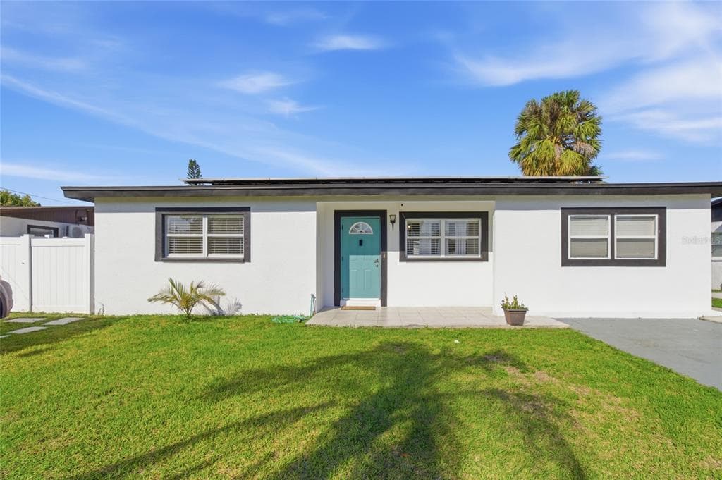 4930 ELDORADO DRIVE TAMPA, FL 33615