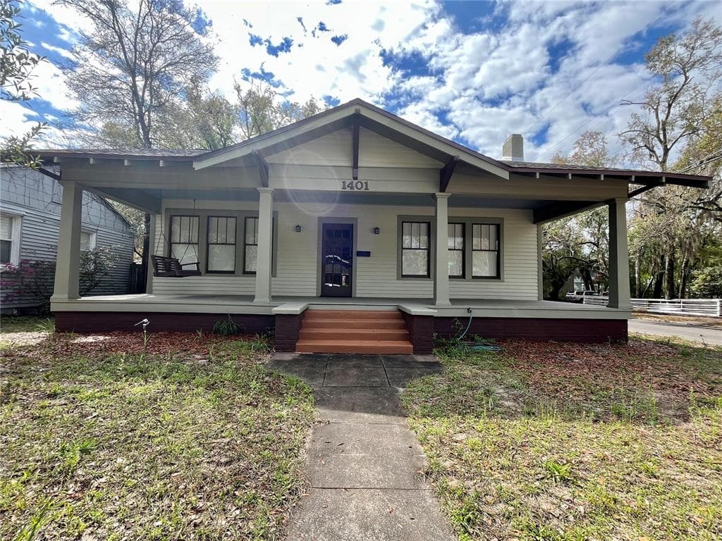 1401 E POWHATAN AVENUE TAMPA, FL 33604