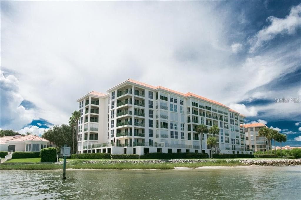 4717 DOLPHIN CAY LANE S UNIT 507