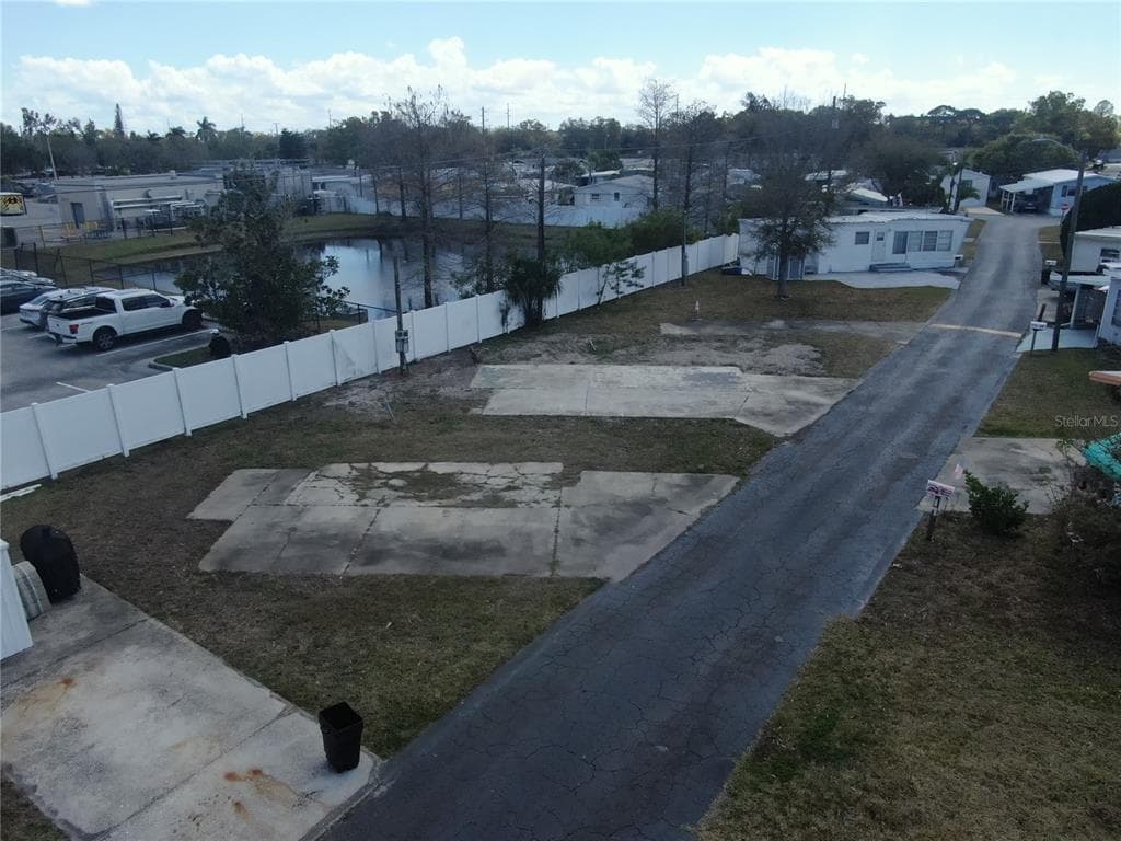 6720 PARK BOULEVARD N UNIT 20