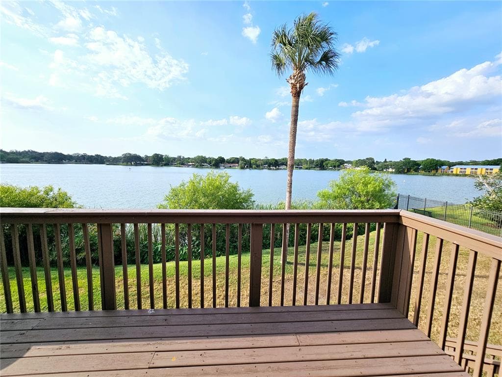 1920 E EDGEWOOD DRIVE UNIT I12 LAKELAND, FL 33803