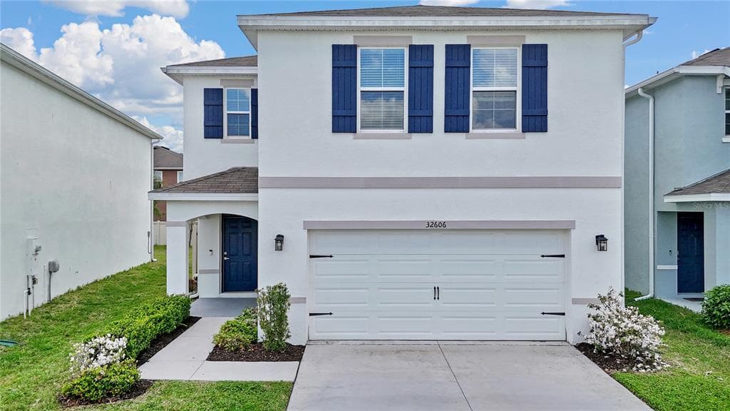 32606 CANYONLANDS DRIVE WESLEY CHAPEL, FL 33543