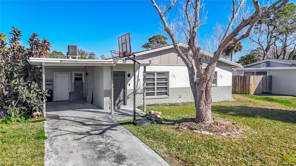 6726 DEL PRADO TERRACE NEW PORT RICHEY, FL 34652