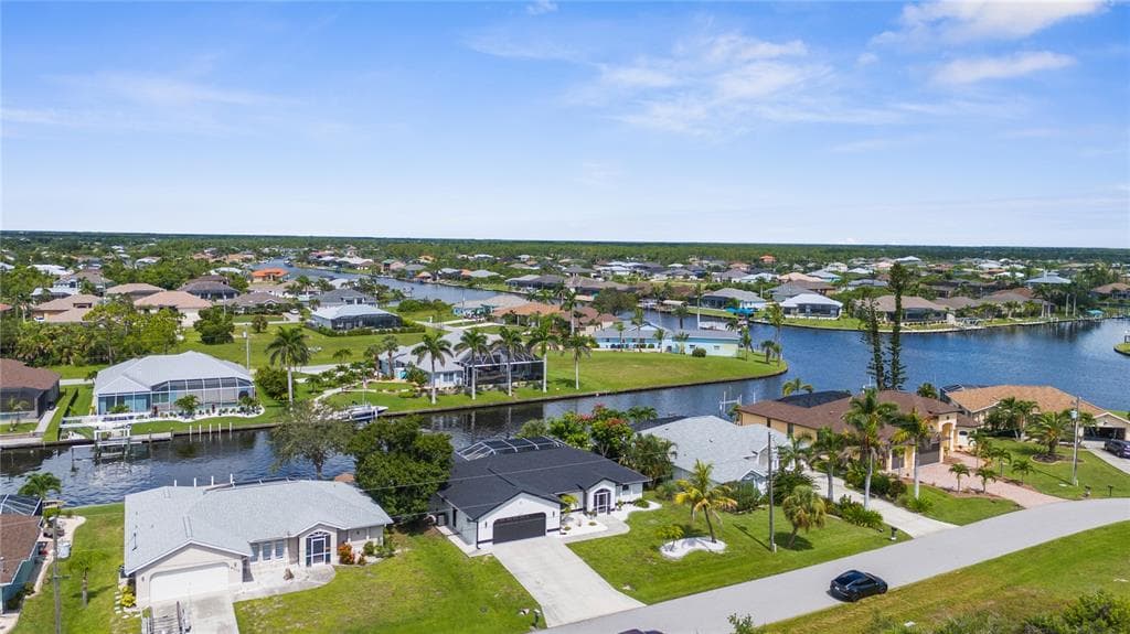 9310 ROSEBUD CIRCLE PORT CHARLOTTE, FL 33981