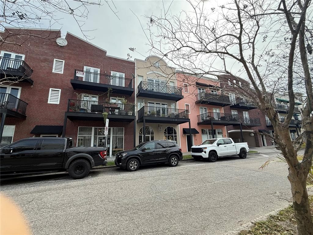 2002 E 5TH AVENUE UNIT 302 TAMPA, FL 33605