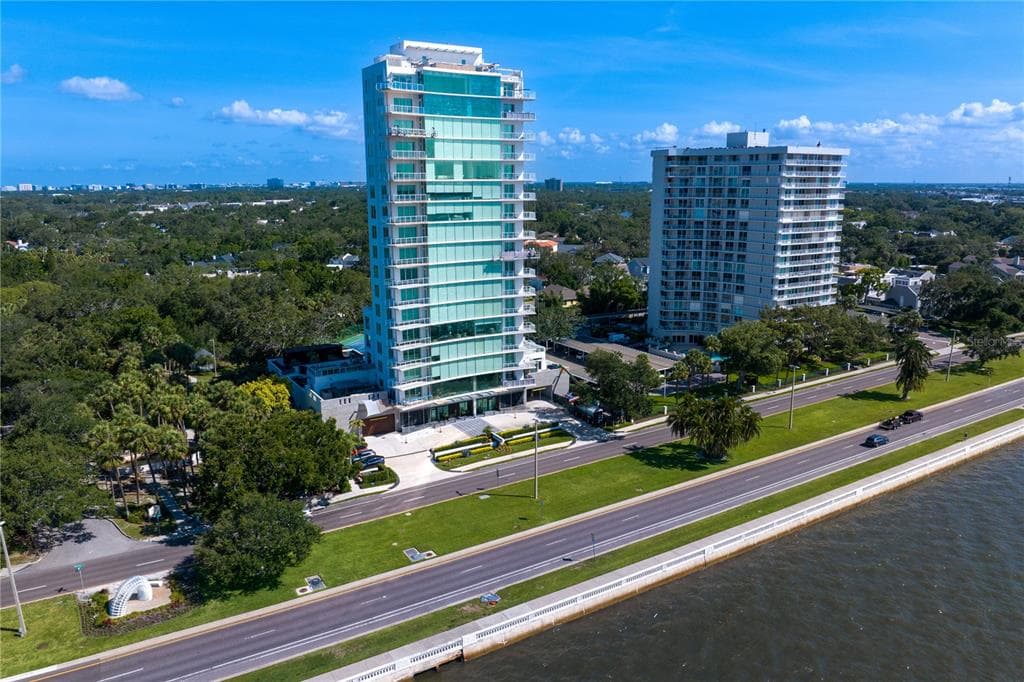 2619 BAYSHORE BOULEVARD UNIT 200 TAMPA, FL 33629