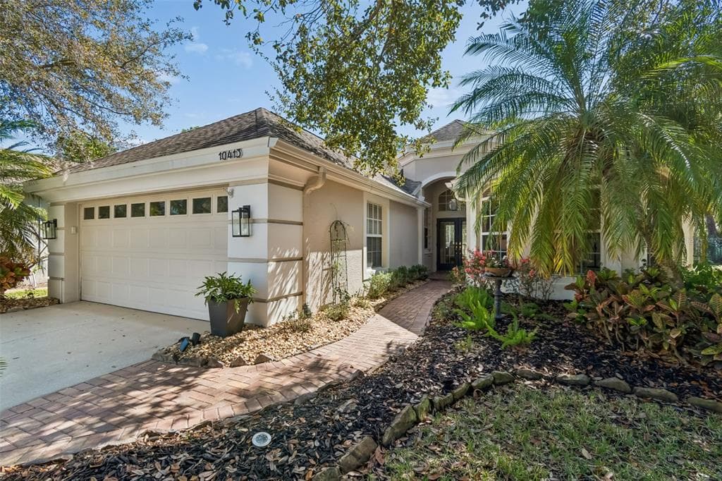 10413 APPLECROSS LANE TAMPA, FL 33626