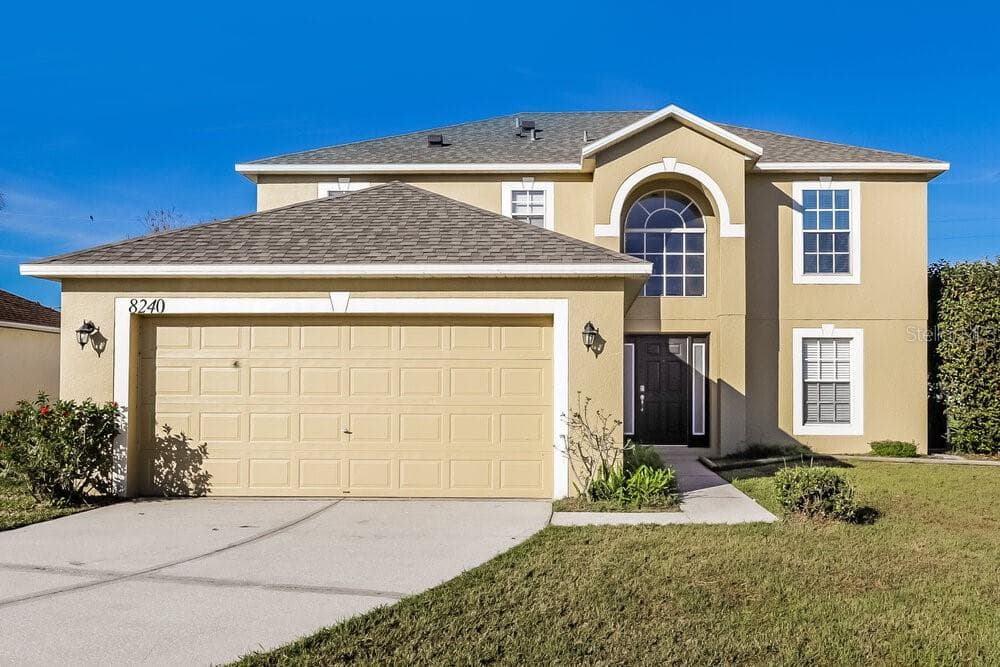 8240 SETTLERS CREEK LOOP LAKELAND, FL 33810