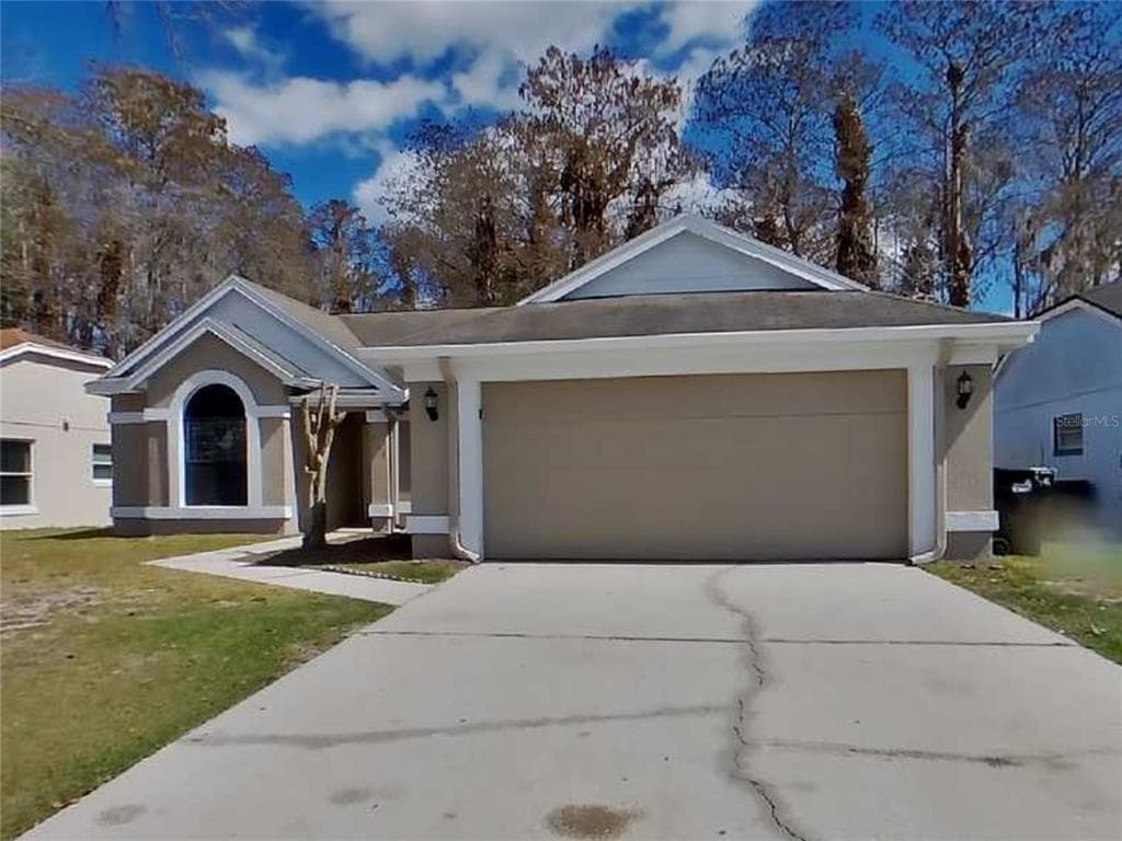 2143 OPAL DRIVE ORLANDO, FL 32822