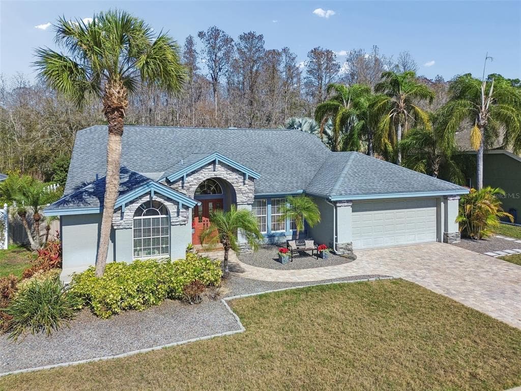 7703 NORTHAVEN PLACE