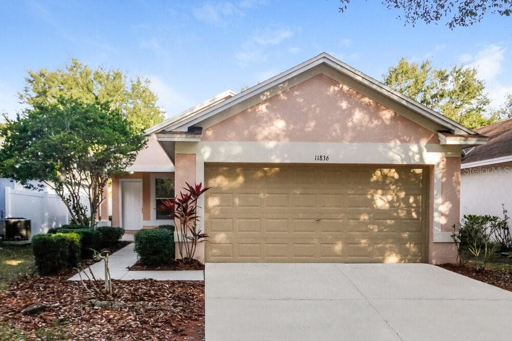 11836 WHISPER CREEK DRIVE RIVERVIEW, FL 33569
