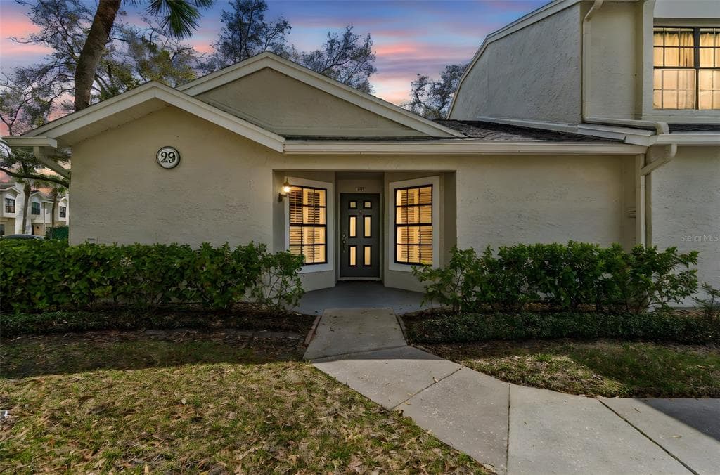 5100 BURCHETTE ROAD UNIT 2900 TAMPA, FL 33647