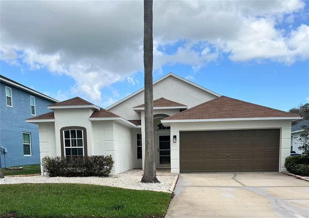 545 LAKE CYPRESS CIRCLE OLDSMAR, FL 34677