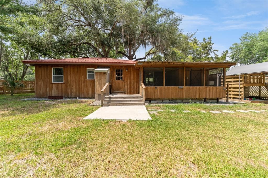 8456 W MISS MAGGIE DRIVE HOMOSASSA, FL 34448
