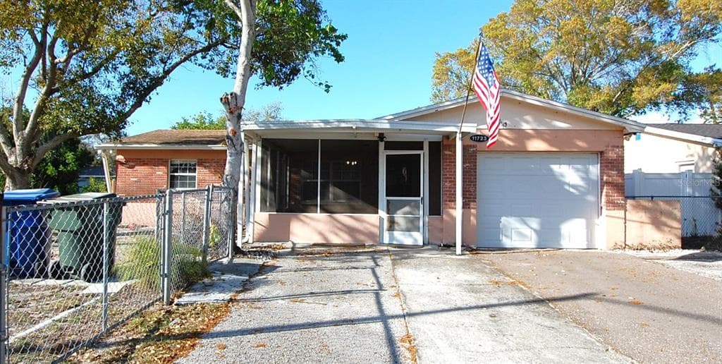 11723 127TH AVENUE LARGO, FL 33778