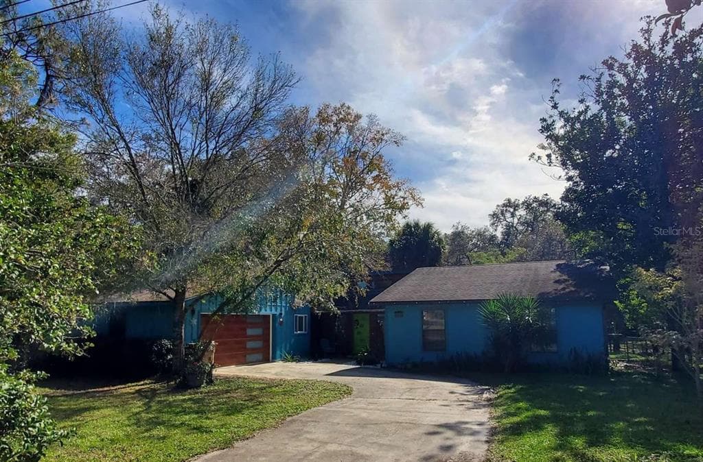 5017 E 127TH AVENUE TEMPLE TERRACE, FL 33617