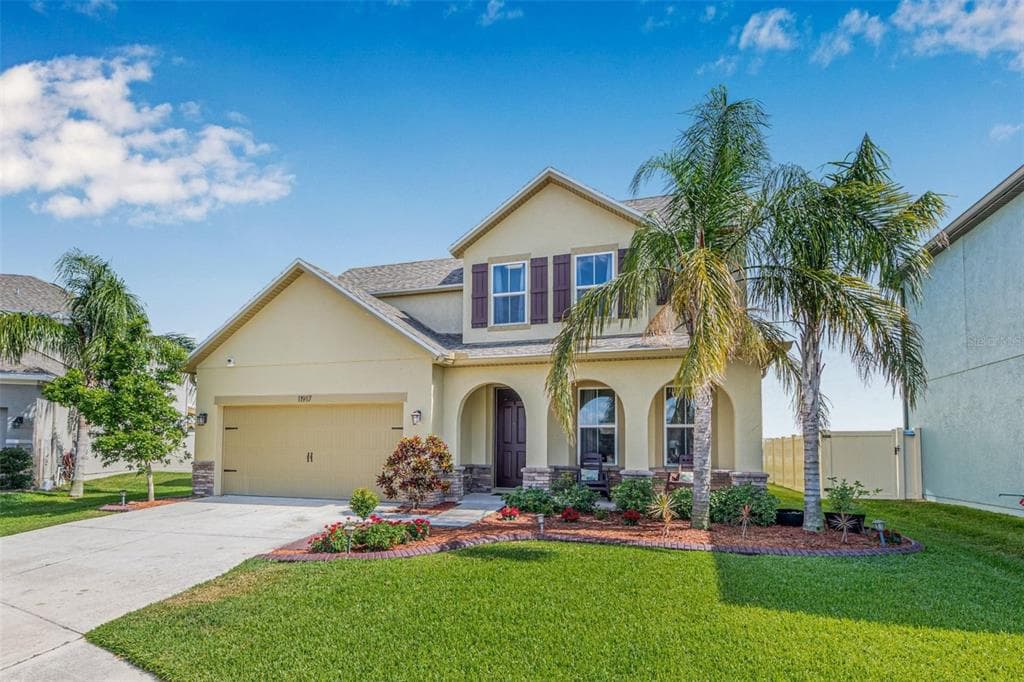 11917 GREENCHOP PLACE RIVERVIEW, FL 33579