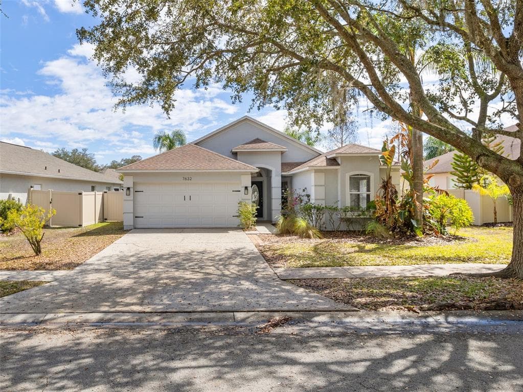 7632 BLUE SPRING DRIVE LAND O LAKES, FL 34637