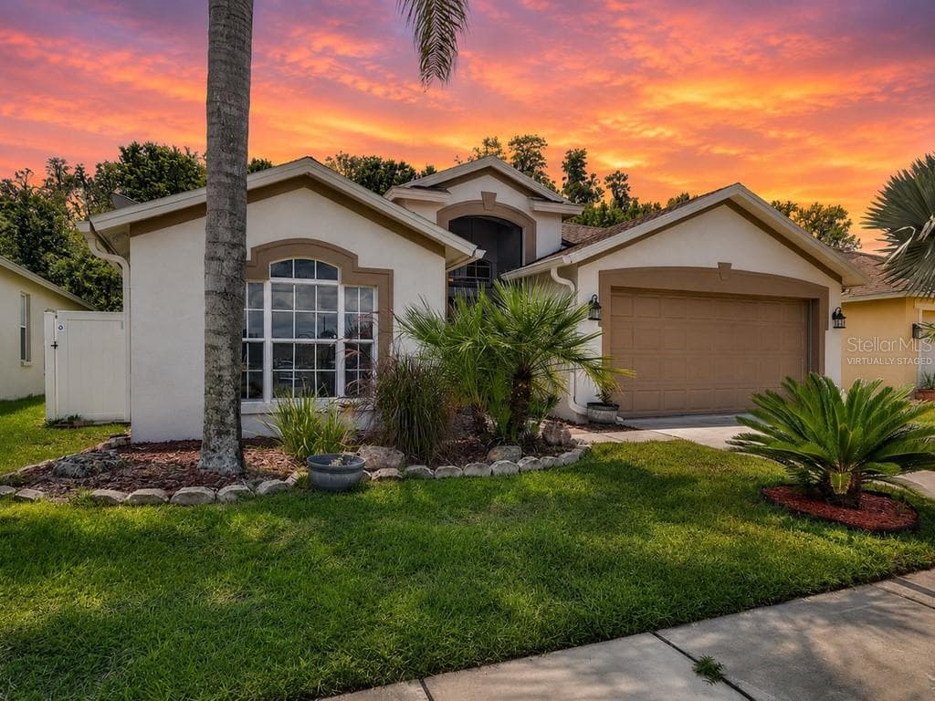 29454 CROSSLAND DRIVE WESLEY CHAPEL, FL 33543