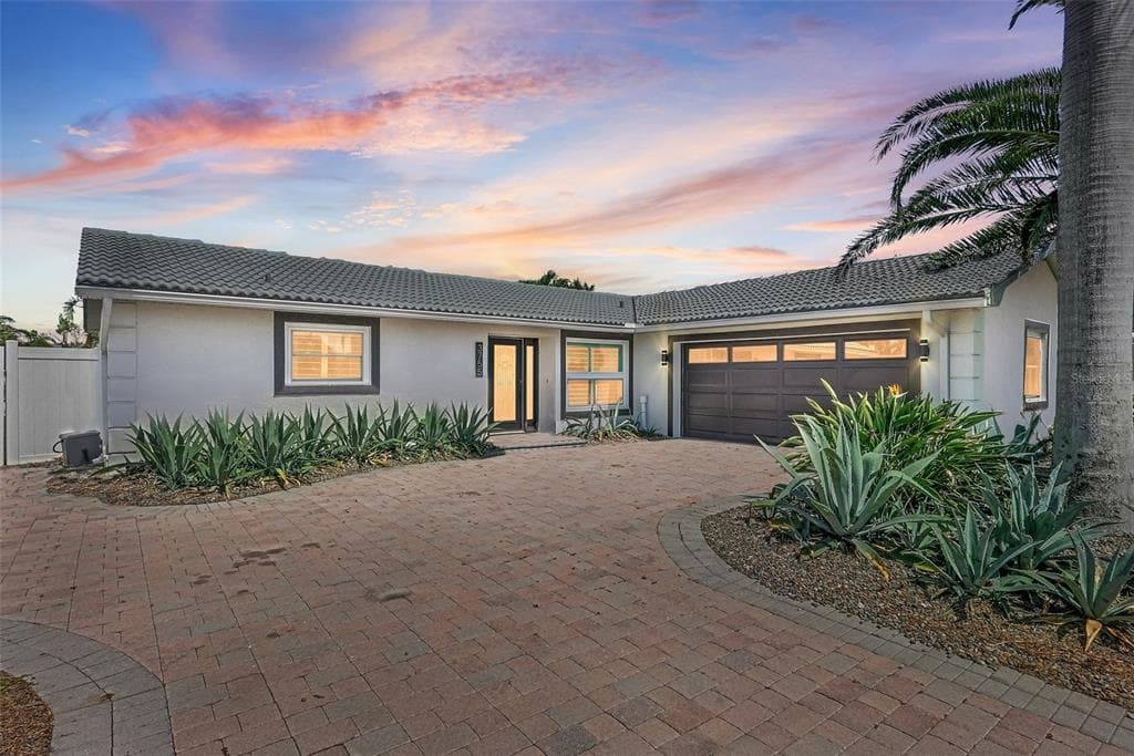 3755 BELLE VISTA DRIVE E ST PETE BEACH, FL 33706