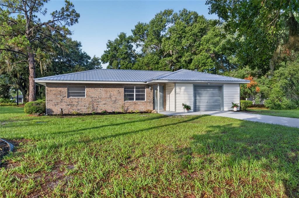 2751 PARK AVENUE INDIAN LAKE ESTATES, FL 33855