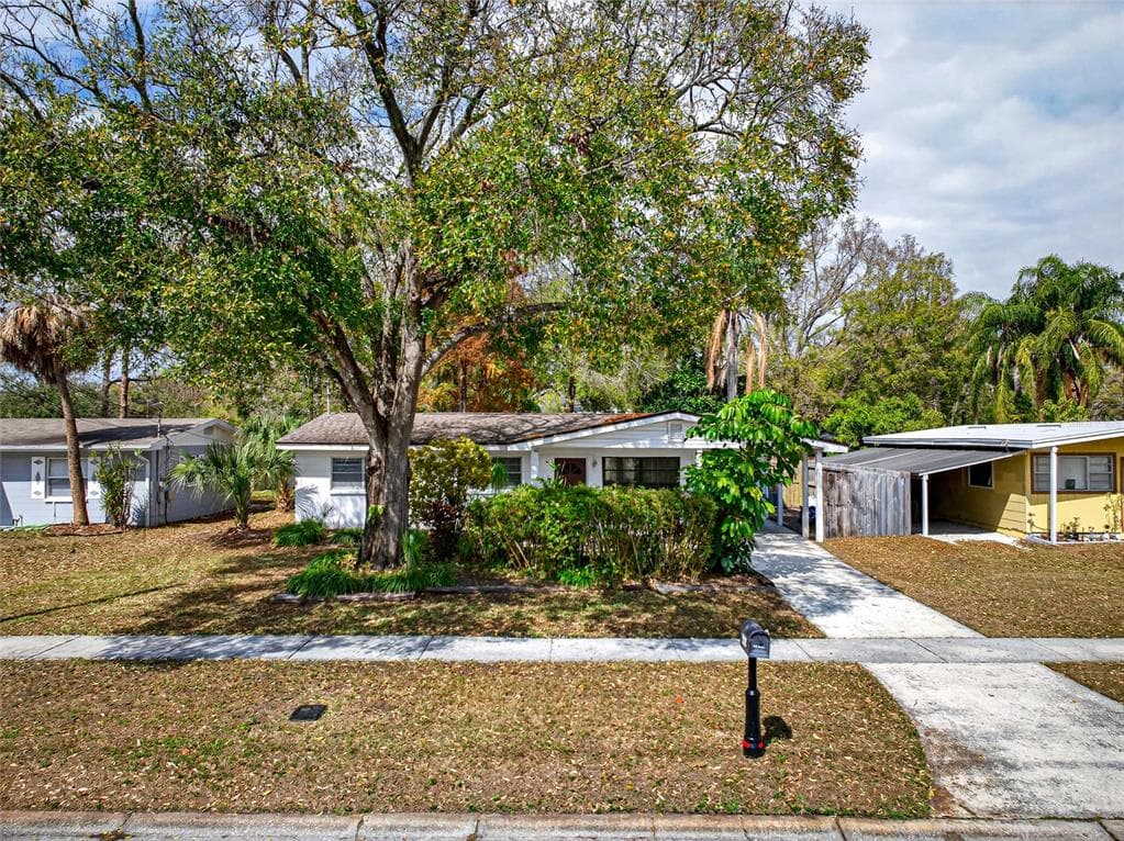 4419 W IOWA AVENUE TAMPA, FL 33616